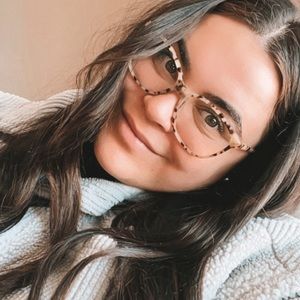 Meet your Posher, Sierra